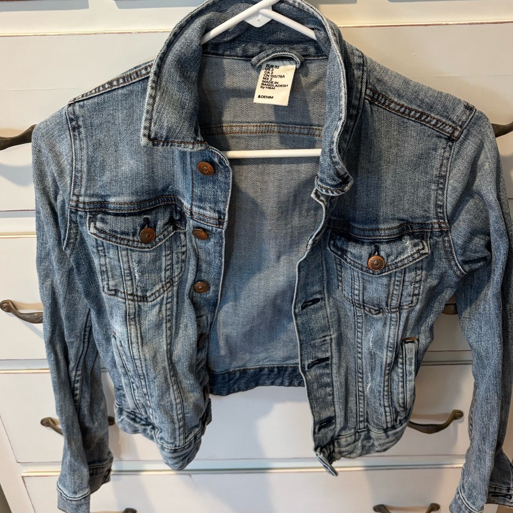 H&M Cropped Jean Jacket